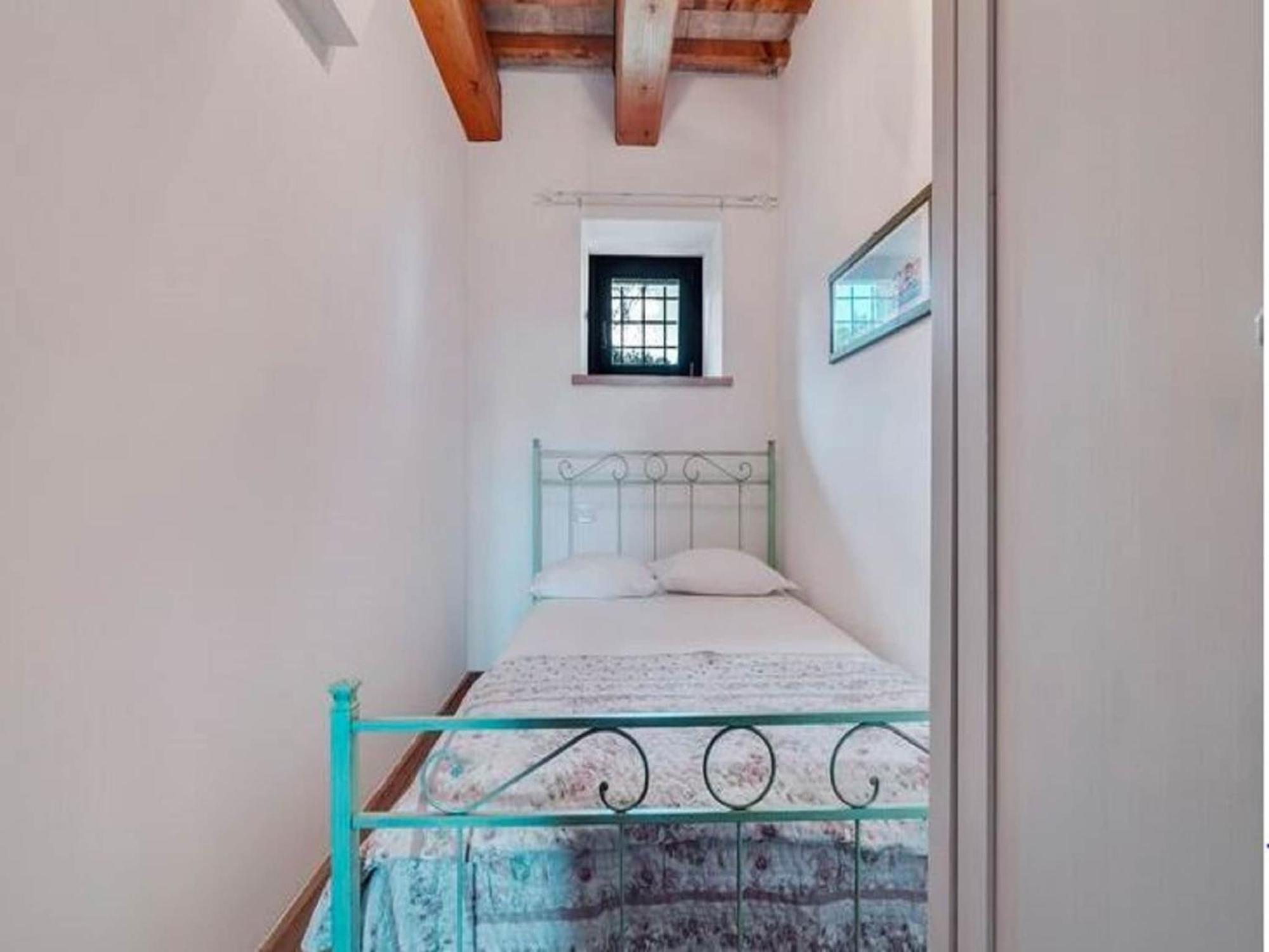 Stunning Apartment In Mombaroccio Near Metauro River Extérieur photo