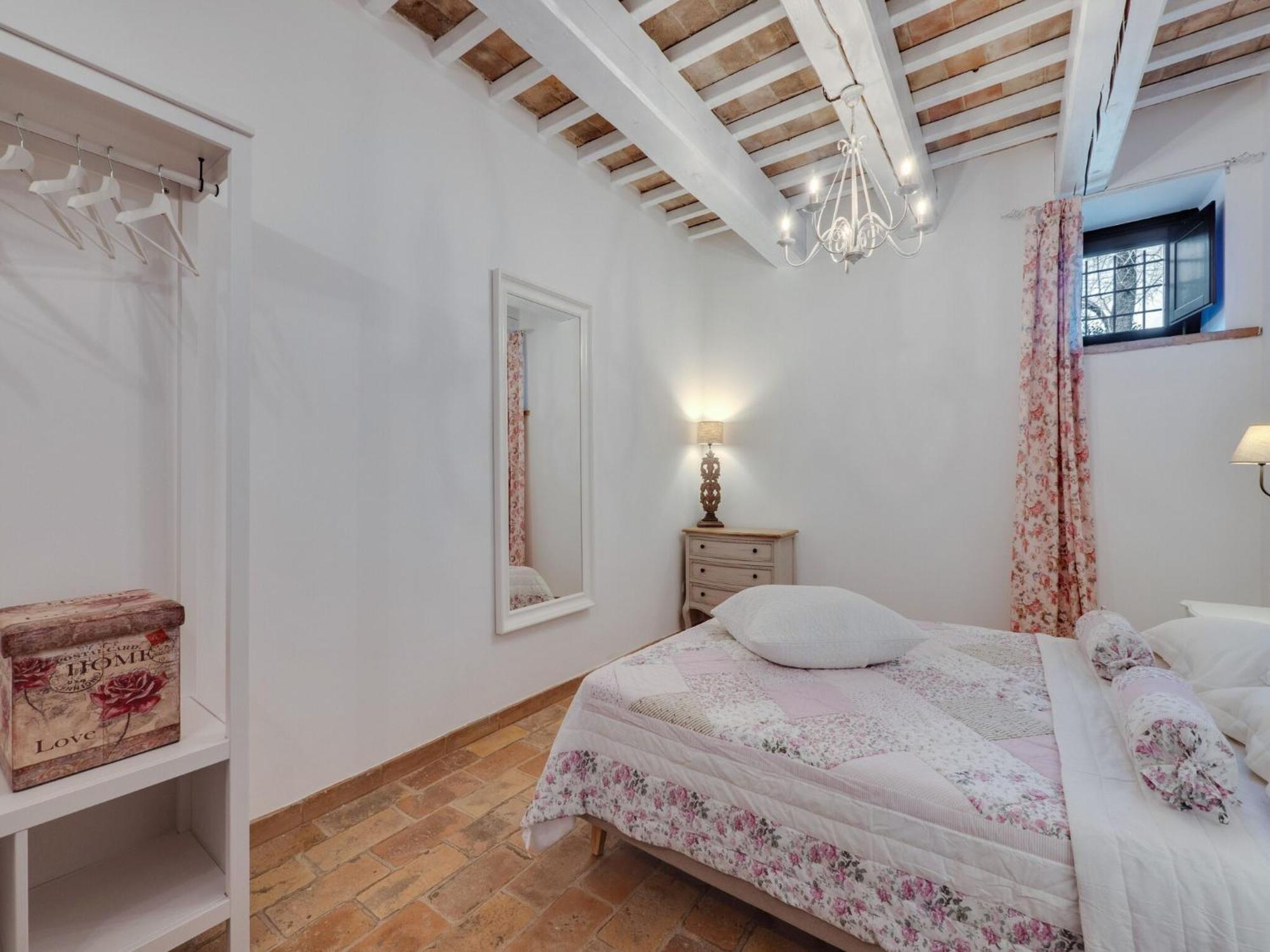 Stunning Apartment In Mombaroccio Near Metauro River Extérieur photo
