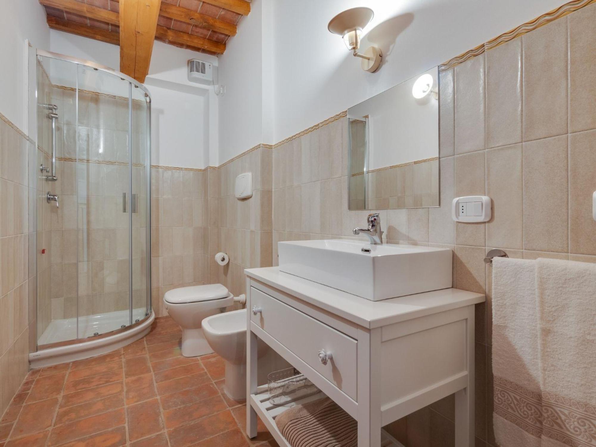 Stunning Apartment In Mombaroccio Near Metauro River Extérieur photo